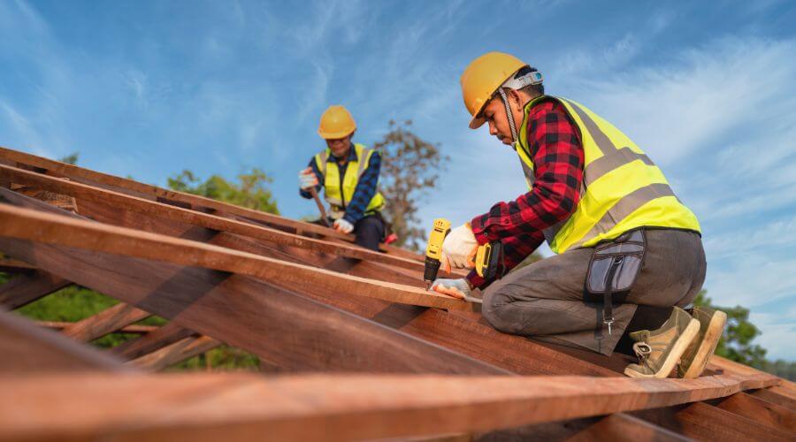 Professional Flat Roofing Installation services in Alpine, WY